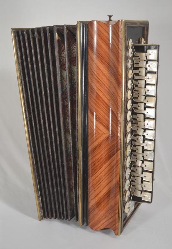 ACCORDION  or  FLUTINA  BY  BOULLAY, More Informations...