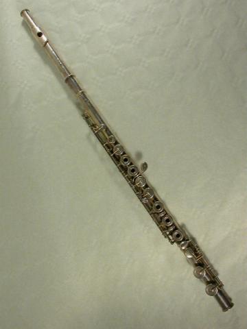 TRANSVERSE FLUTE BY LAUBE , More Informations...