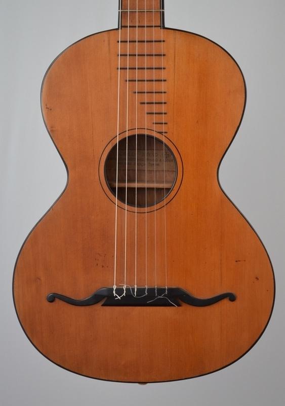 GUITARE DE CARLO BRUNO, Plus d'infos...