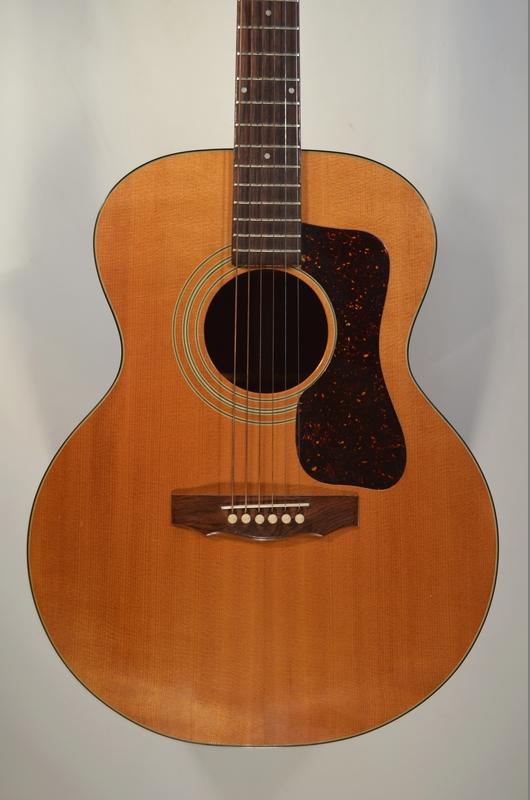 GUITARE GUILD F30, Plus d'infos...