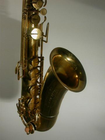 SAXOPHONE  ALTO  DE  ADOLPHE  SAX, Plus d'infos...